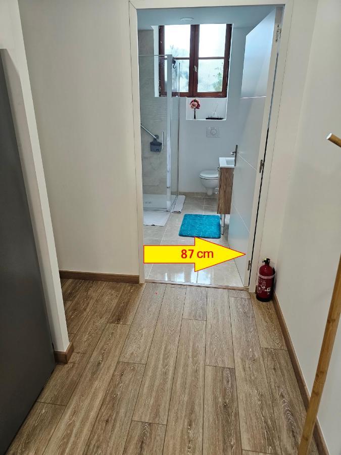 Rez De Chaussee Appartement A Tournus - Yellow Kültér fotó